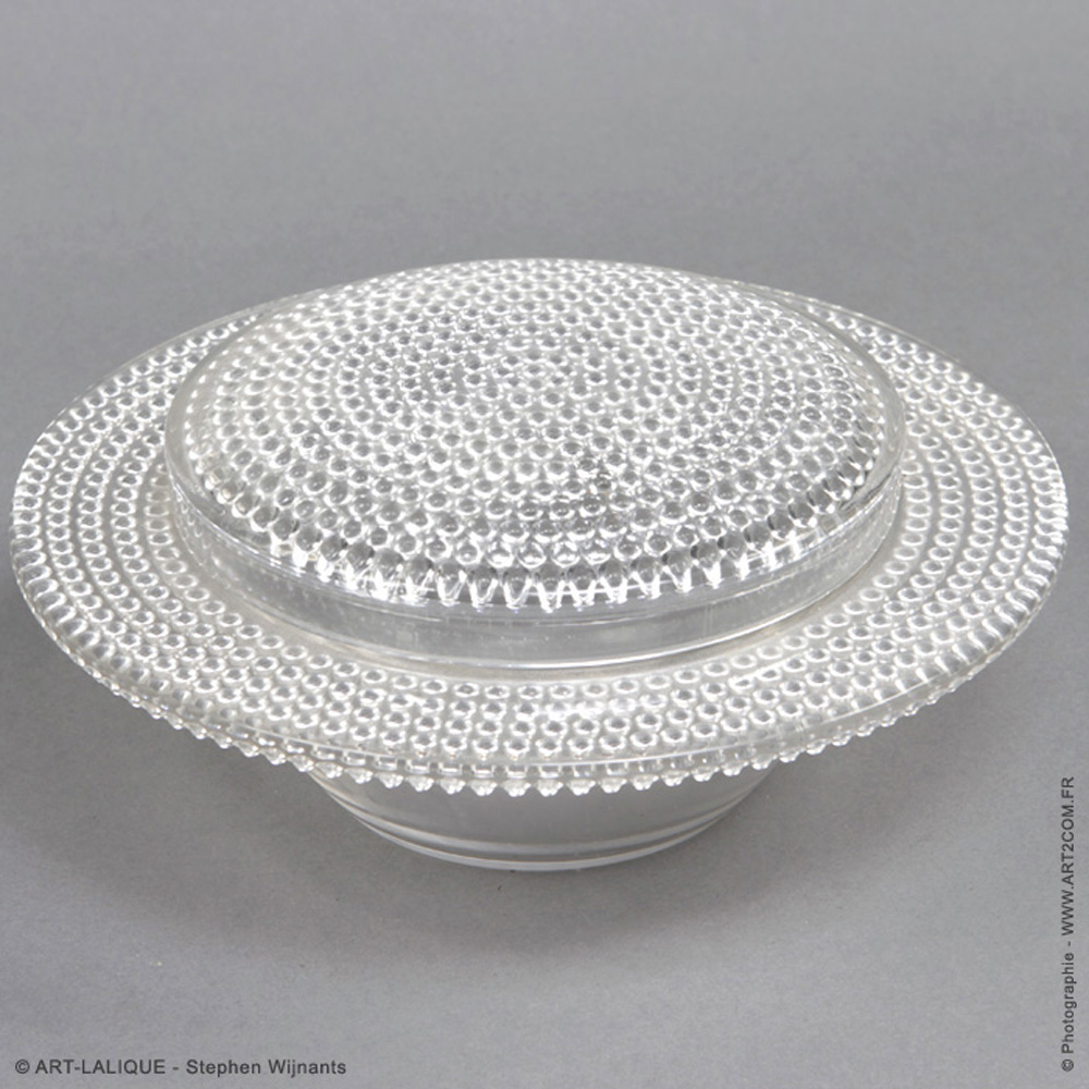 Covered butter disk  R.LALIQUE 1933