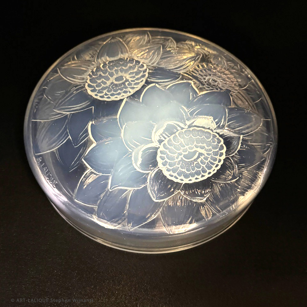 Boîte R.LALIQUE 1922